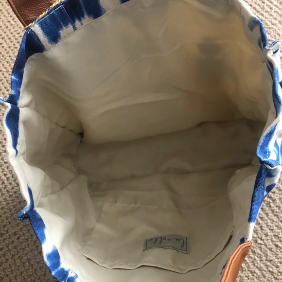 NIB Laguna Blue Tie Dye Tote - Picture 3 of 4